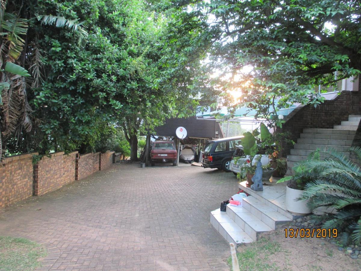 The Tree House Villa Mbombela Luaran gambar